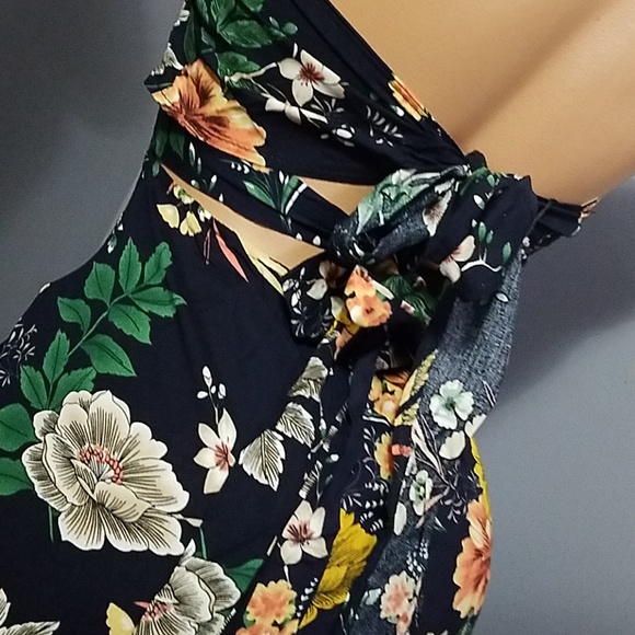 IMPORTED Strapless Tie Up Back Spring 2019 Dress - Picture 5 of 8